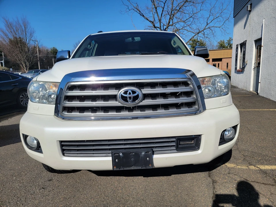 2015 Toyota Sequoia 2nd Gen - Image 3 of 20
