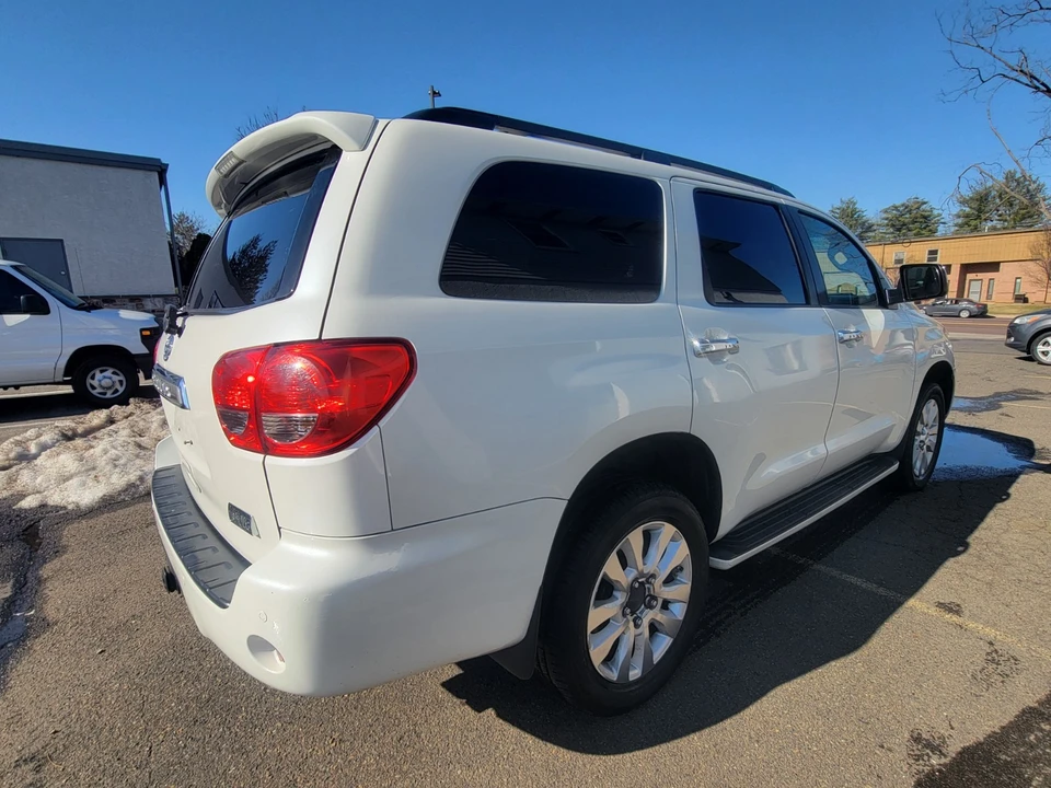 2015 Toyota Sequoia 2nd Gen - Image 12 of 20