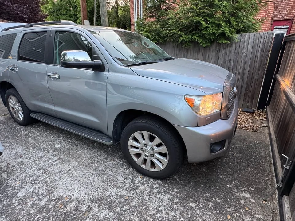 2015 Toyota Sequoia 2nd Gen - Image 2 of 16