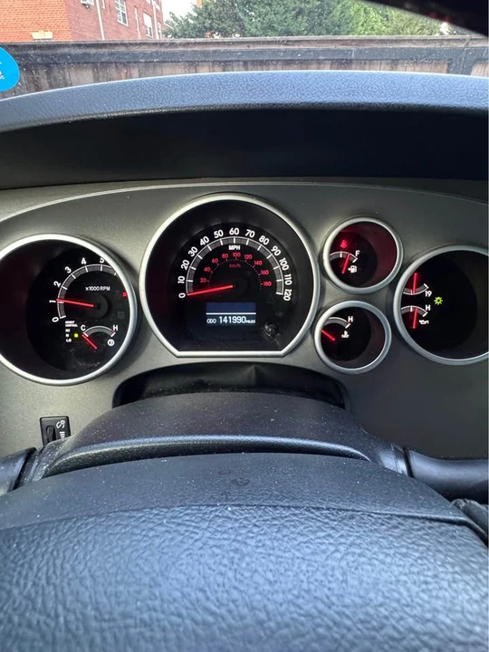 2015 Toyota Sequoia 2nd Gen - Image 15 of 16