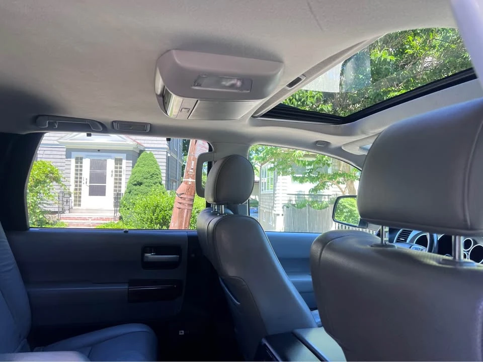 2015 Toyota Sequoia 2nd Gen - Image 11 of 16