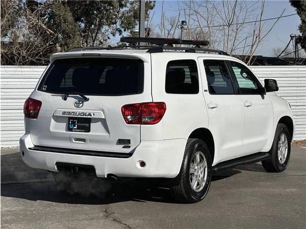 2015 Toyota Sequoia 2nd Gen - Image 10 of 21