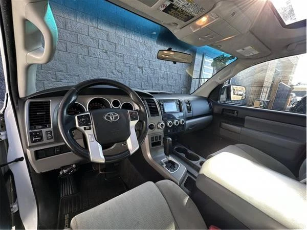 2015 Toyota Sequoia 2nd Gen - Image 2 of 21