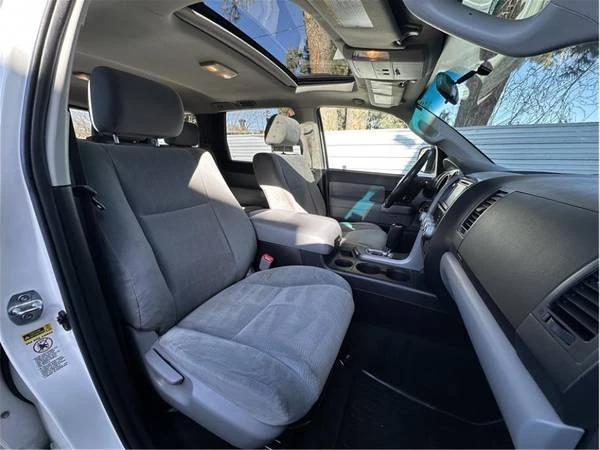 2015 Toyota Sequoia 2nd Gen - Image 4 of 21