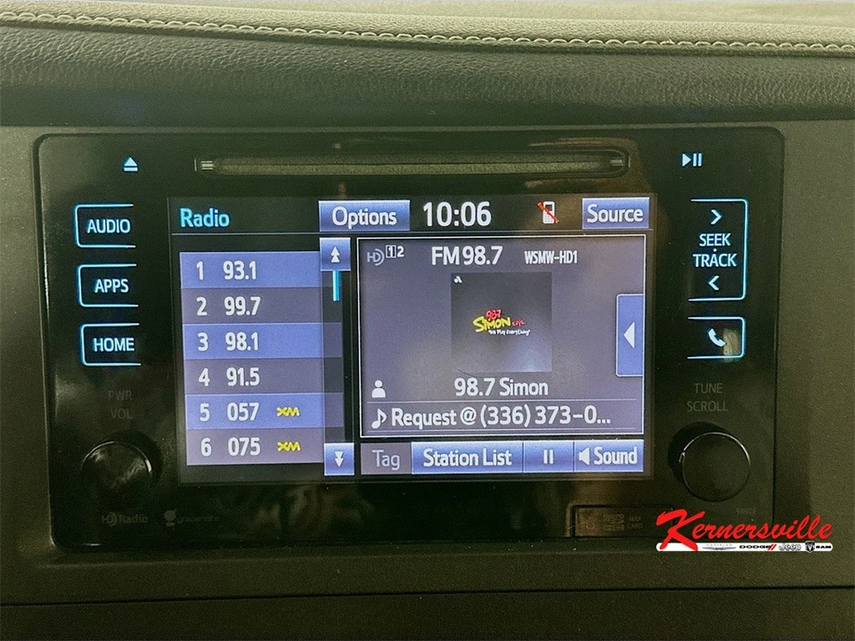 2015 Toyota Sienna 3rd Gen - Image 17 of 21