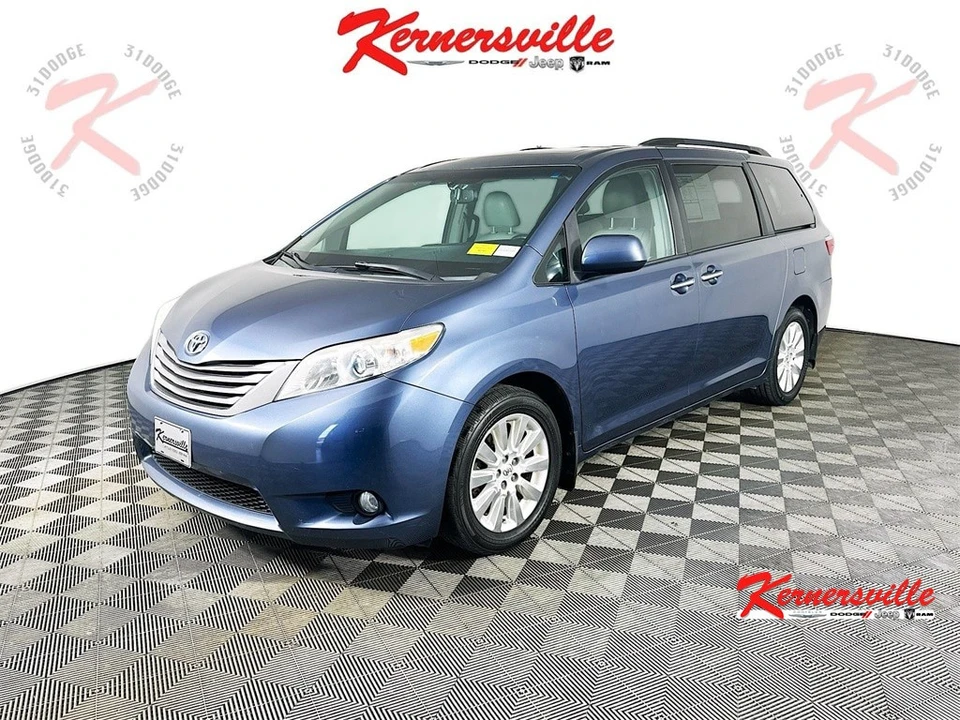 2015 Toyota Sienna 3rd Gen - Image 3 of 21