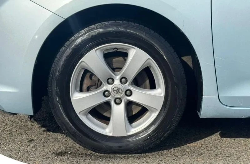 2015 Toyota Sienna 3rd Gen - Image 10 of 12
