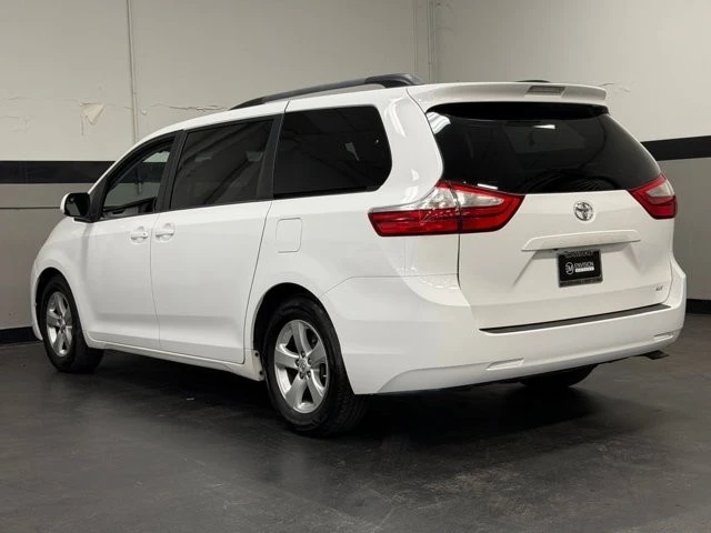 2015 Toyota Sienna 3rd Gen - Image 10 of 21