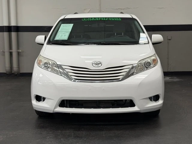 2015 Toyota Sienna 3rd Gen - Image 6 of 21
