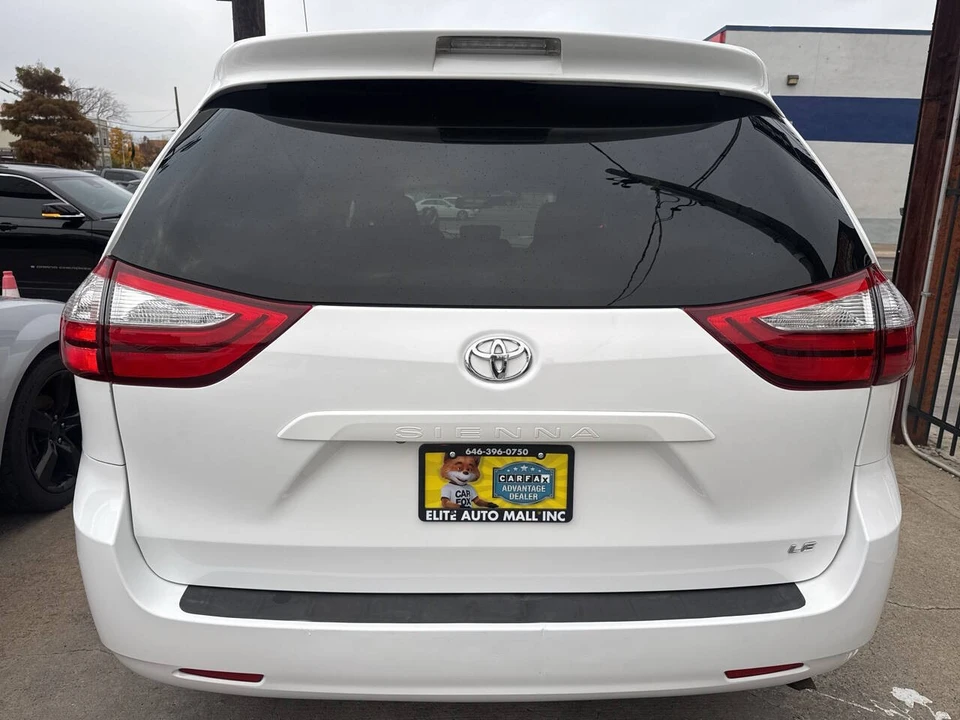 2015 Toyota Sienna 3rd Gen - Image 6 of 21