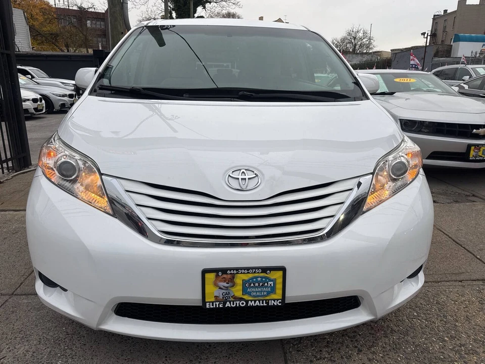 2015 Toyota Sienna 3rd Gen - Image 3 of 21