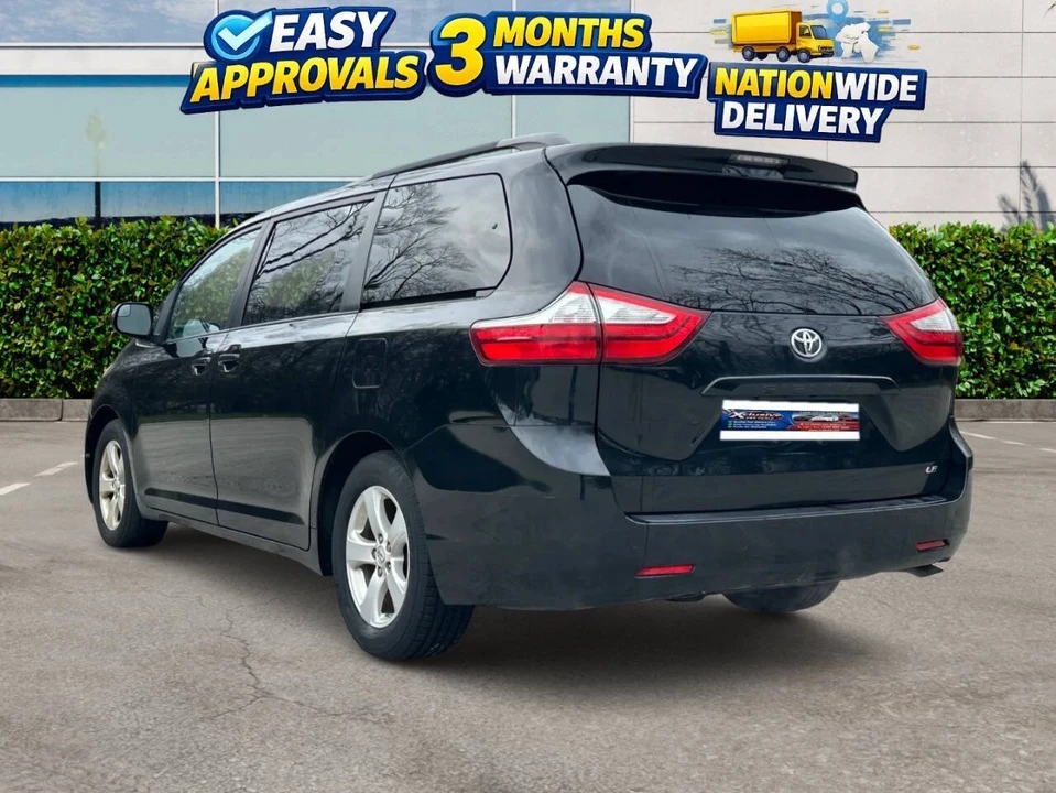 2015 Toyota Sienna 3rd Gen - Image 5 of 14