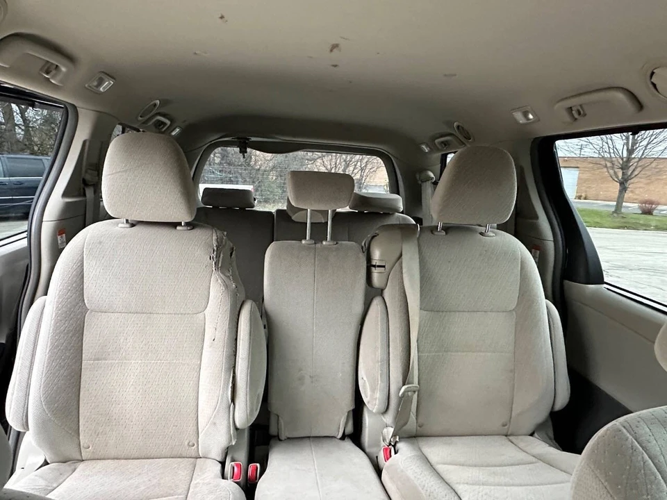 2015 Toyota Sienna 3rd Gen - Image 14 of 14