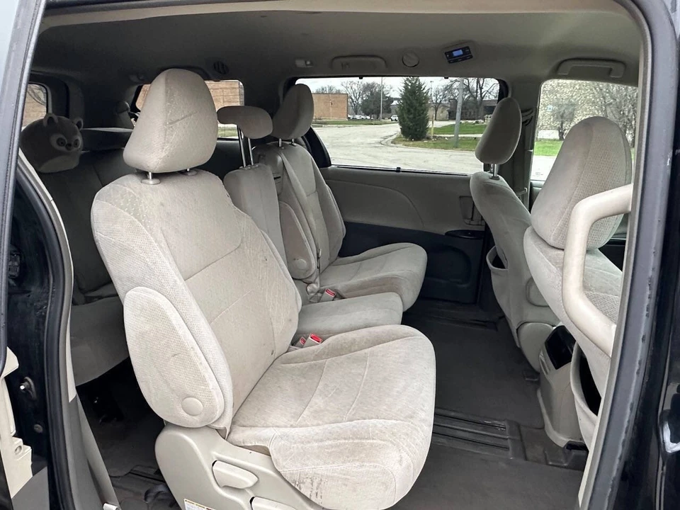2015 Toyota Sienna 3rd Gen - Image 12 of 14