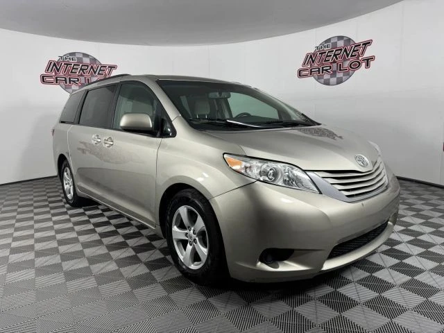 2015 Toyota Sienna 3rd Gen - Image 9 of 12