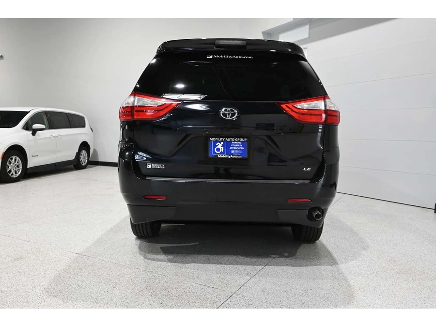 2015 Toyota Sienna 3rd Gen - Image 7 of 31
