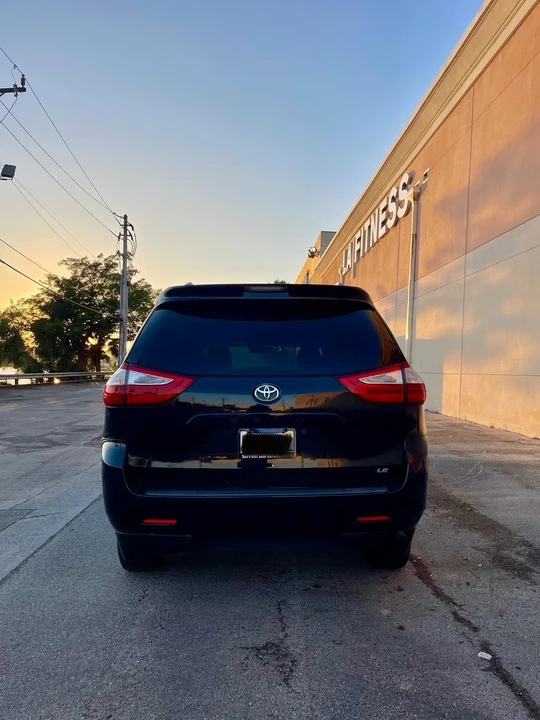 2015 Toyota Sienna 2nd Gen - Image 13 of 21