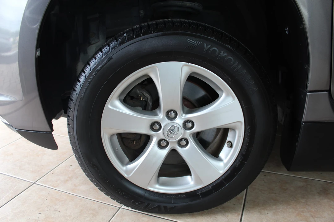 2015 Toyota Sienna 3rd Gen - Image 23 of 31