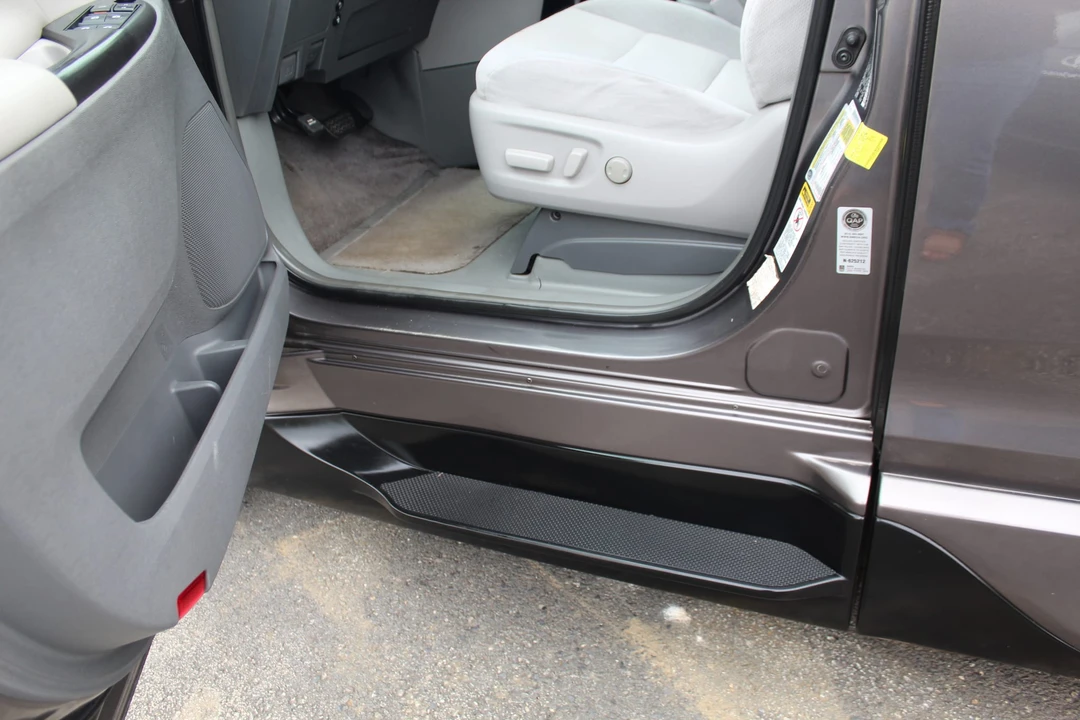 2015 Toyota Sienna 3rd Gen - Image 31 of 31