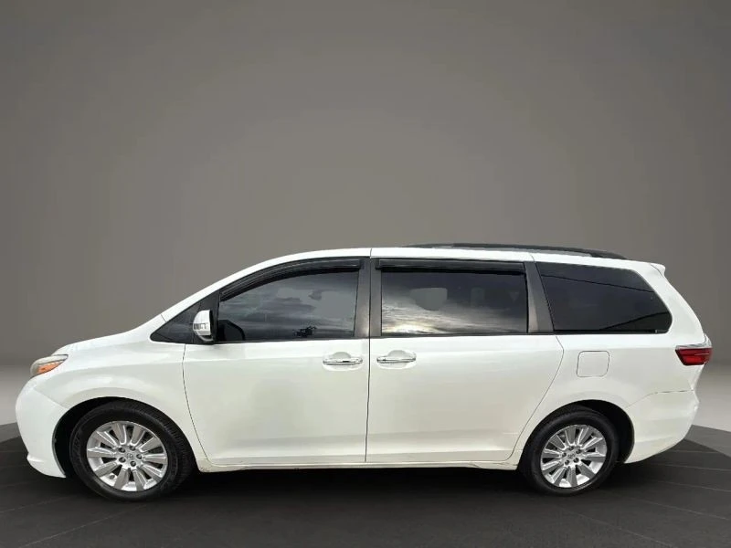 2015 Toyota Sienna 3rd Gen - Image 8 of 12
