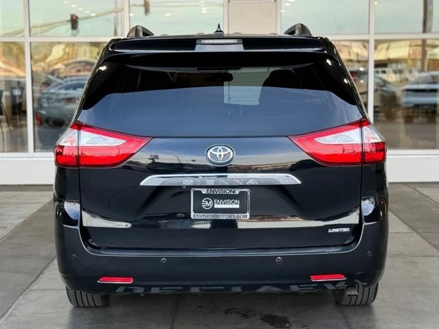 2015 Toyota Sienna 3rd Gen - Image 11 of 21