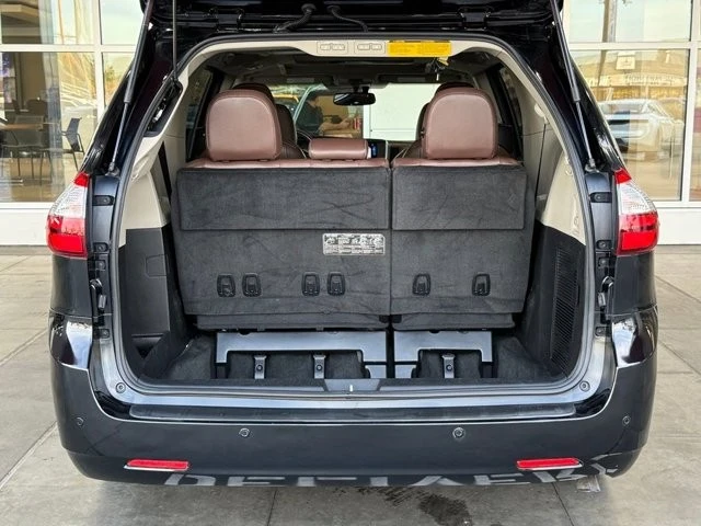 2015 Toyota Sienna 3rd Gen - Image 14 of 21