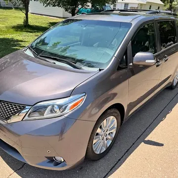 2015 Toyota Sienna Limited Premium Minivan 4D