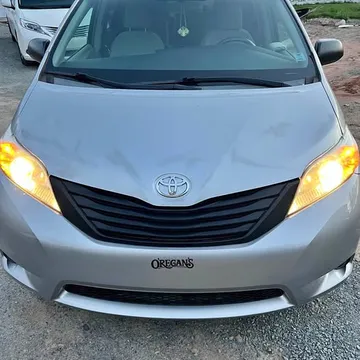 2015 Toyota Sienna