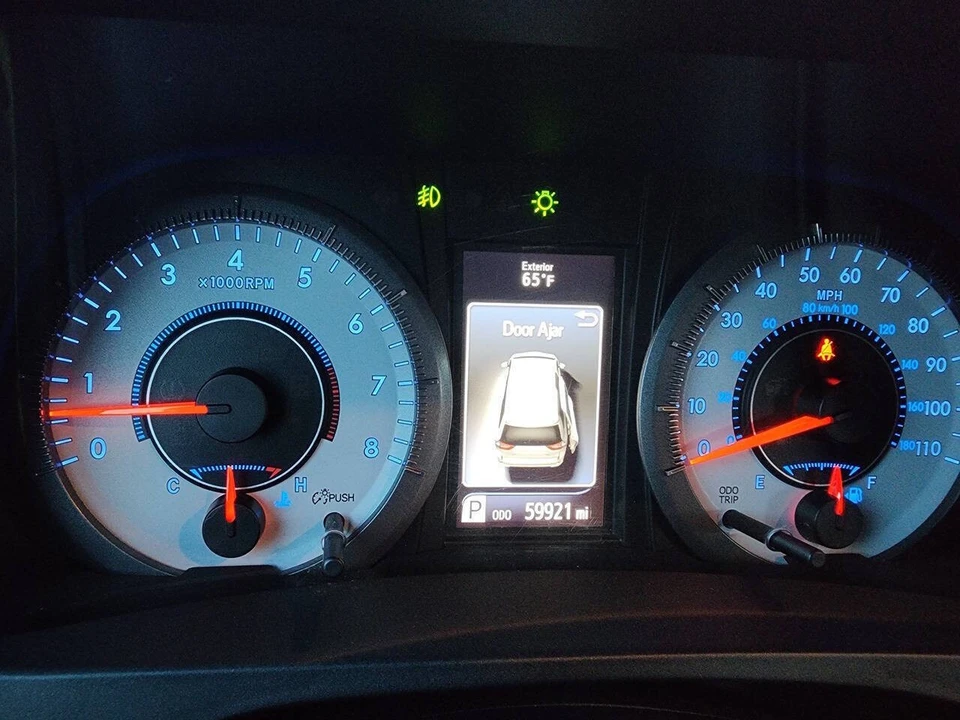 2015 Toyota Sienna 3rd Gen - Image 20 of 21