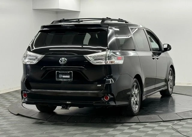 2015 Toyota Sienna 2nd Gen - Image 6 of 12
