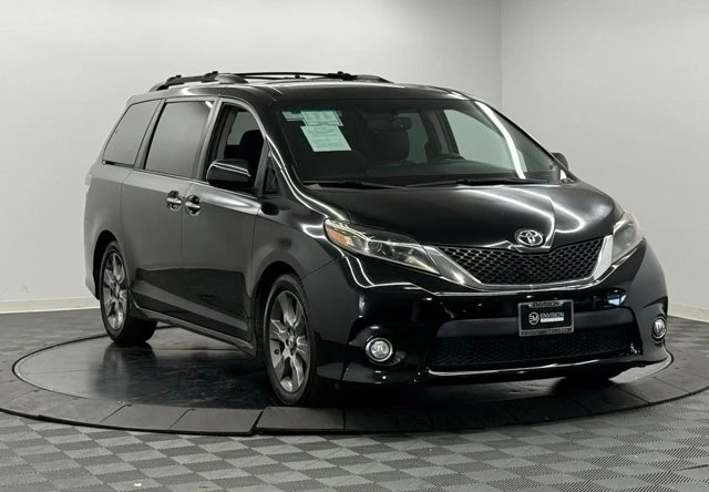 2015 Toyota Sienna 2nd Gen - Image 5 of 12
