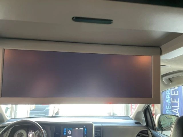 2015 Toyota Sienna 3rd Gen - Image 19 of 31