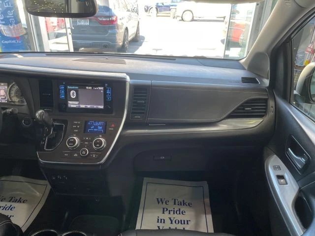 2015 Toyota Sienna 3rd Gen - Image 24 of 31