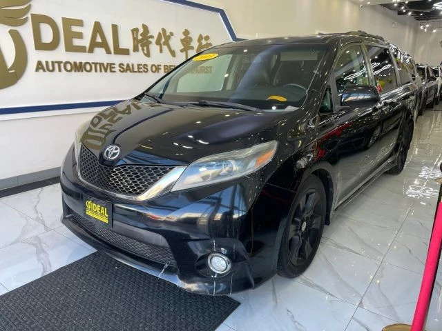2015 Toyota Sienna 3rd Gen - Image 3 of 31
