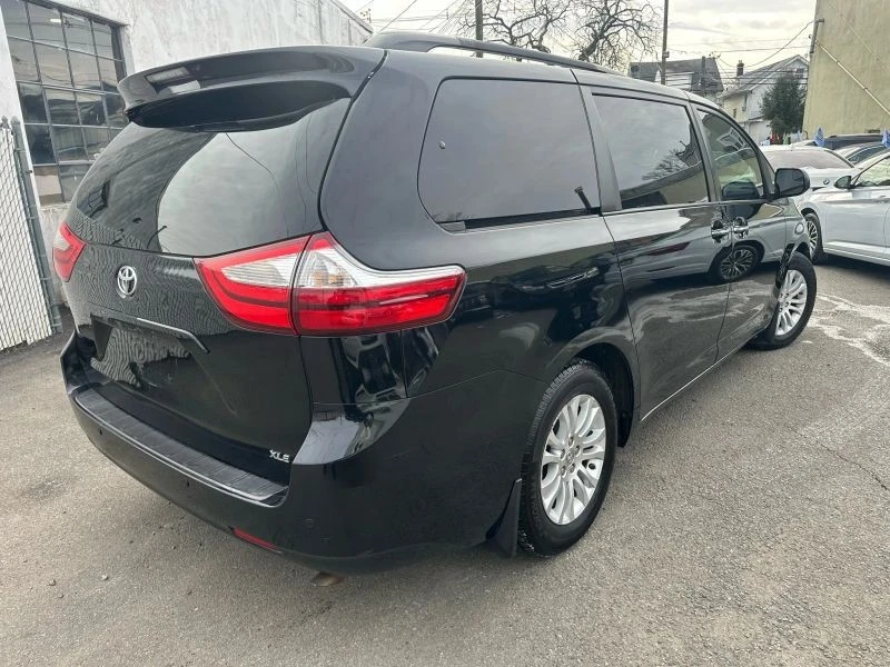 2015 Toyota Sienna 3rd Gen - Image 6 of 12
