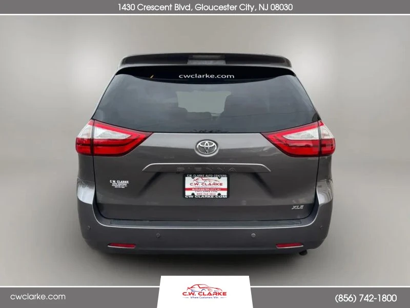 2015 Toyota Sienna 3rd Gen - Image 7 of 12
