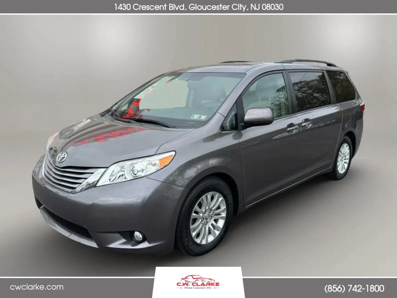 2015 Toyota Sienna 3rd Gen - Image 10 of 12