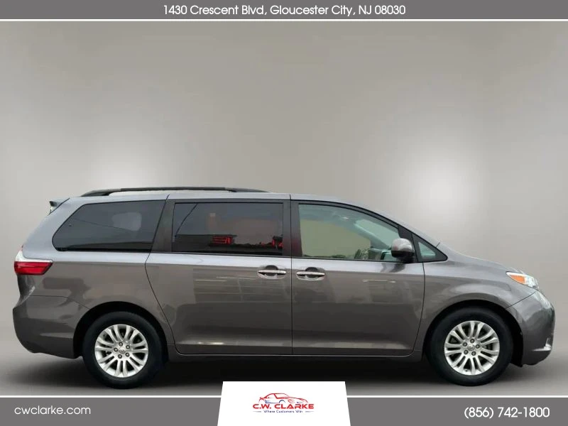 2015 Toyota Sienna 3rd Gen - Image 5 of 12