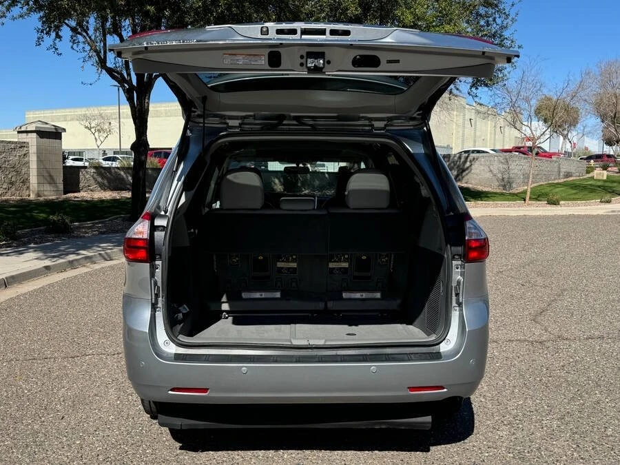 2015 Toyota Sienna 3rd Gen - Image 15 of 15