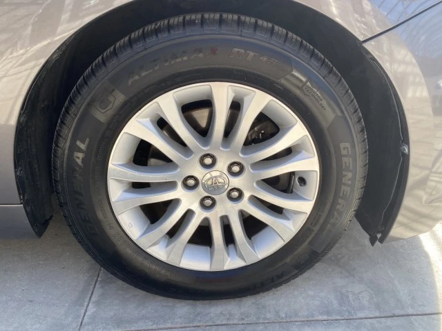 2015 Toyota Sienna 3rd Gen - Image 20 of 21