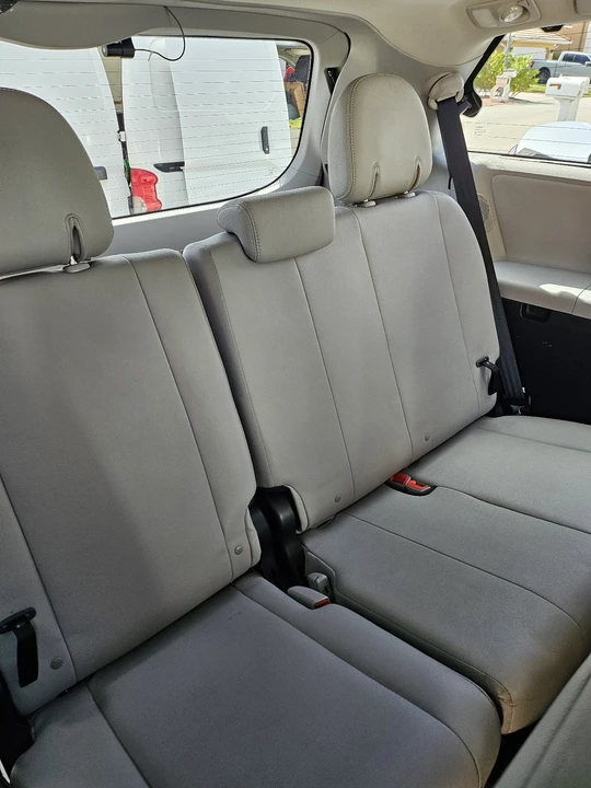 2015 Toyota Sienna 3rd Gen - Image 7 of 21