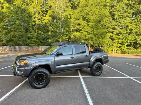 2015 Toyota Tacoma Double Cab TRD Off-Road Pickup 4D 5 ft