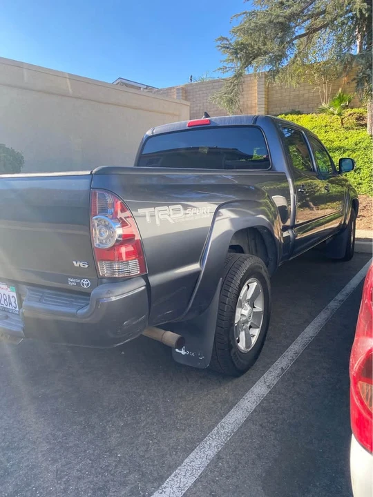 2015 Toyota Tacoma 2nd Gen - Image 3 of 9
