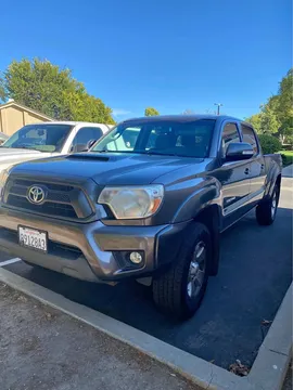 2015 Toyota Tacoma Double Cab TRD Off-Road Pickup 4D 6 ft