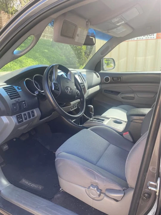 2015 Toyota Tacoma 2nd Gen - Image 4 of 9