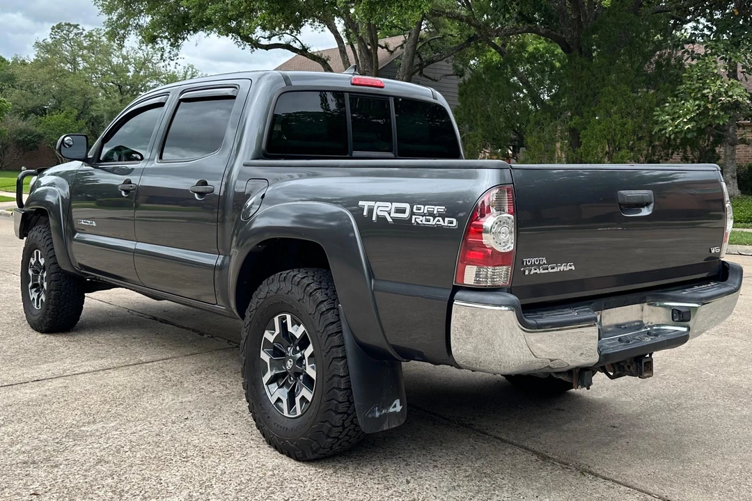2015 Toyota Tacoma 2nd Gen - Image 4 of 31