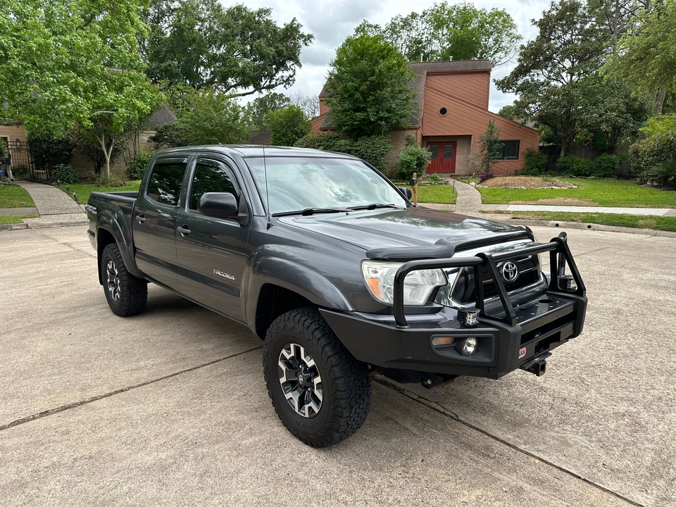 2015 Toyota Tacoma 2nd Gen - Image 17 of 31