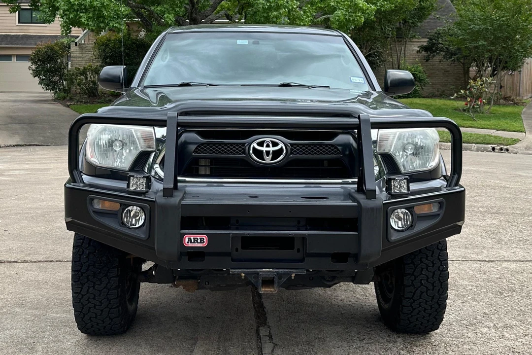 2015 Toyota Tacoma 2nd Gen - Image 2 of 31
