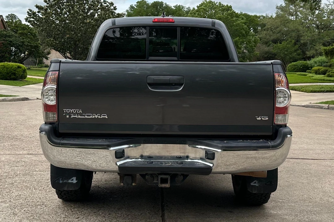 2015 Toyota Tacoma 2nd Gen - Image 5 of 31