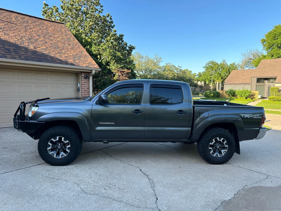 2015 Toyota Tacoma 2nd Gen - Image 10 of 31